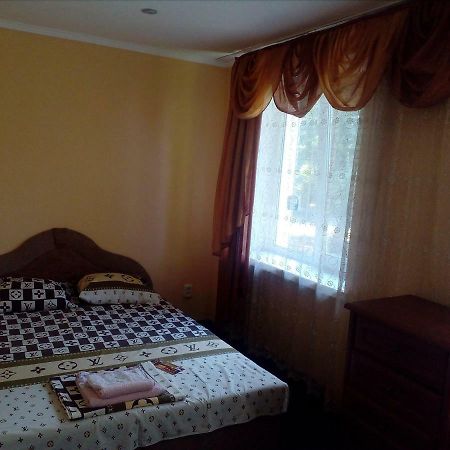 Imperial Hotel Krivoy Rog Kryvyi Rih エクステリア 写真